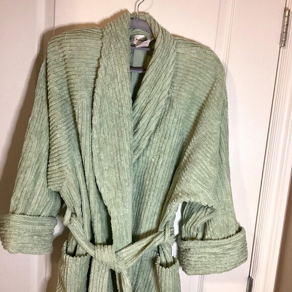 Vintage Diamond Tea Green Women's Bath Robe Size M-L Shoulder Pads Bathrobe - Picture 2 of 13